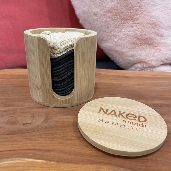 New in Box EVERGOODS 16 Reusable Bamboo Makeup Remover Rounds in Bamboo Holder - Picture 5 of 14